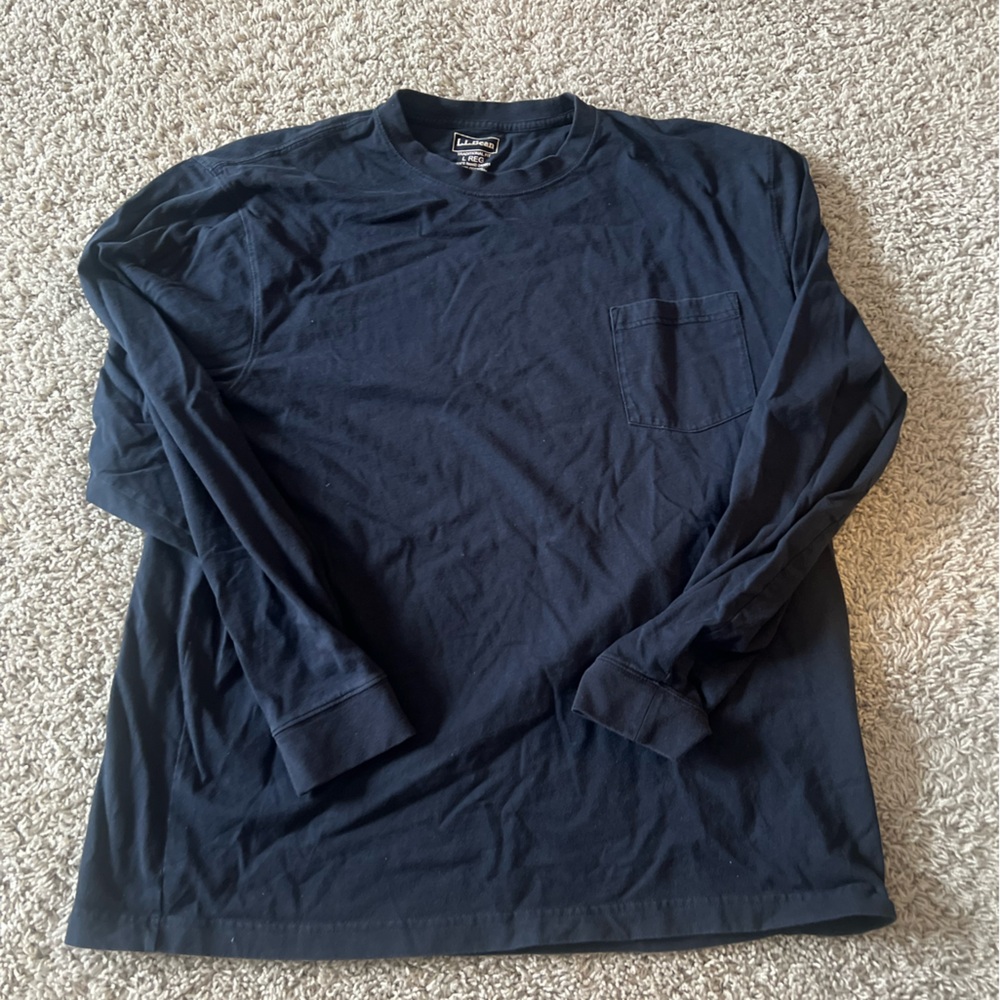 L.L.Bean Men’s Long Sleeve Pocket Tee – Navy Blue, Size Large (Traditional Fit) - Picture 2 of 5